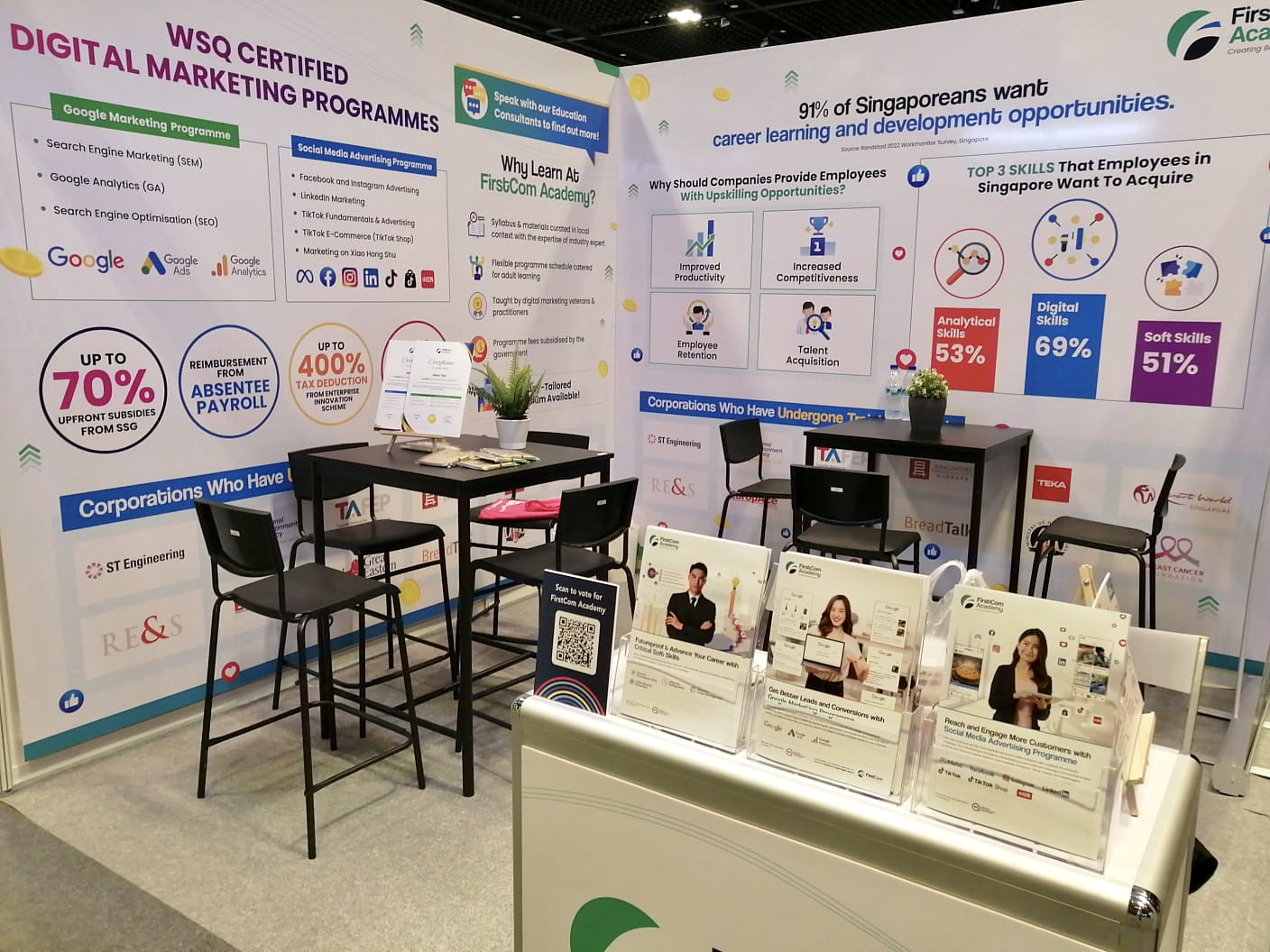 Empowering businesses with digital skills: FirstCom Academy booth at Support SMB 2023 for digital marketing