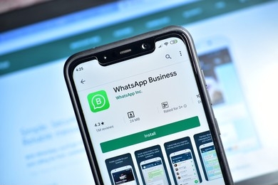 Utilizing WhatsApp Business Features for Enhanced Customer Engagement